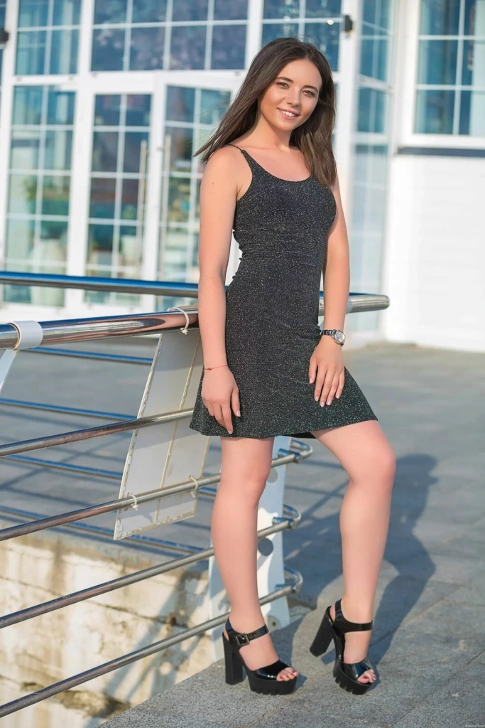 Alesya Profile image 3