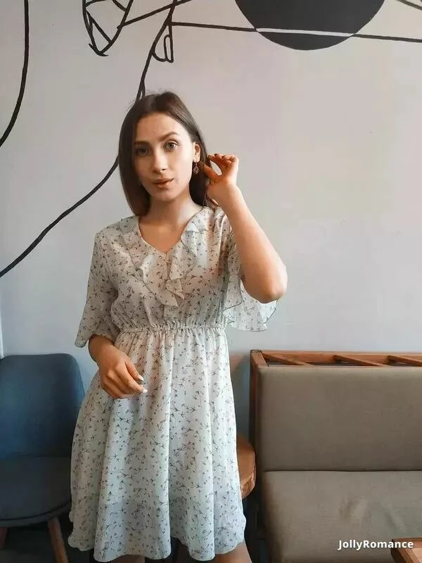 Alexandra Profile image 2